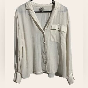 Women's Classic White Button-Up Blouse